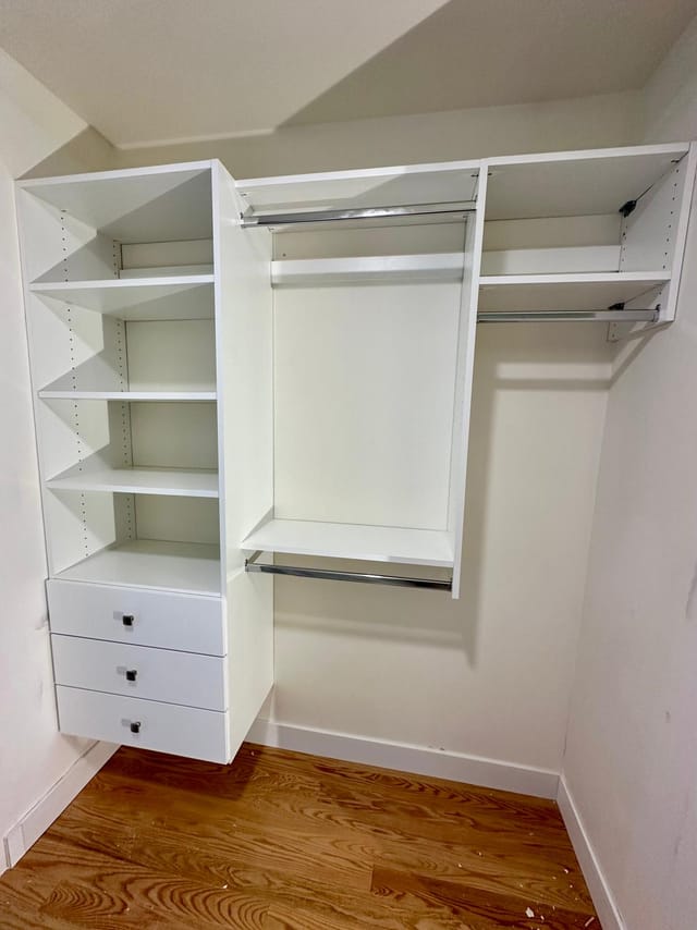 Reach-in closet with drawers